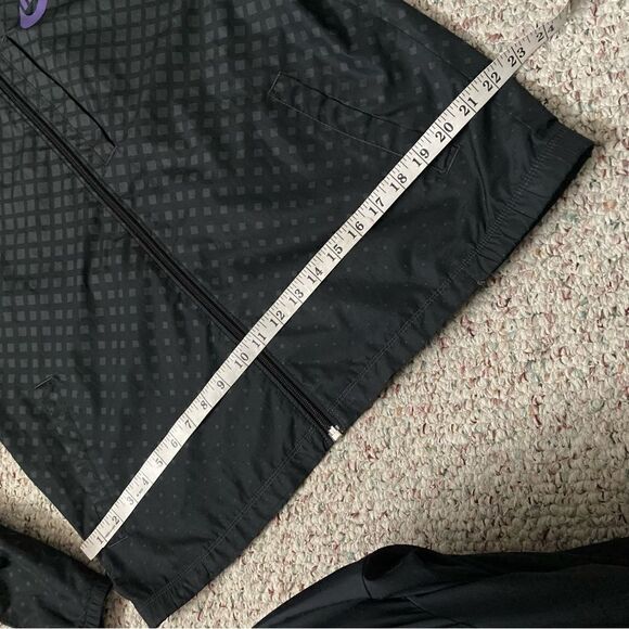 Nike Sportwear Windbreaker Jacket Coat Black Purple Size Medium - Picture 4 of 8